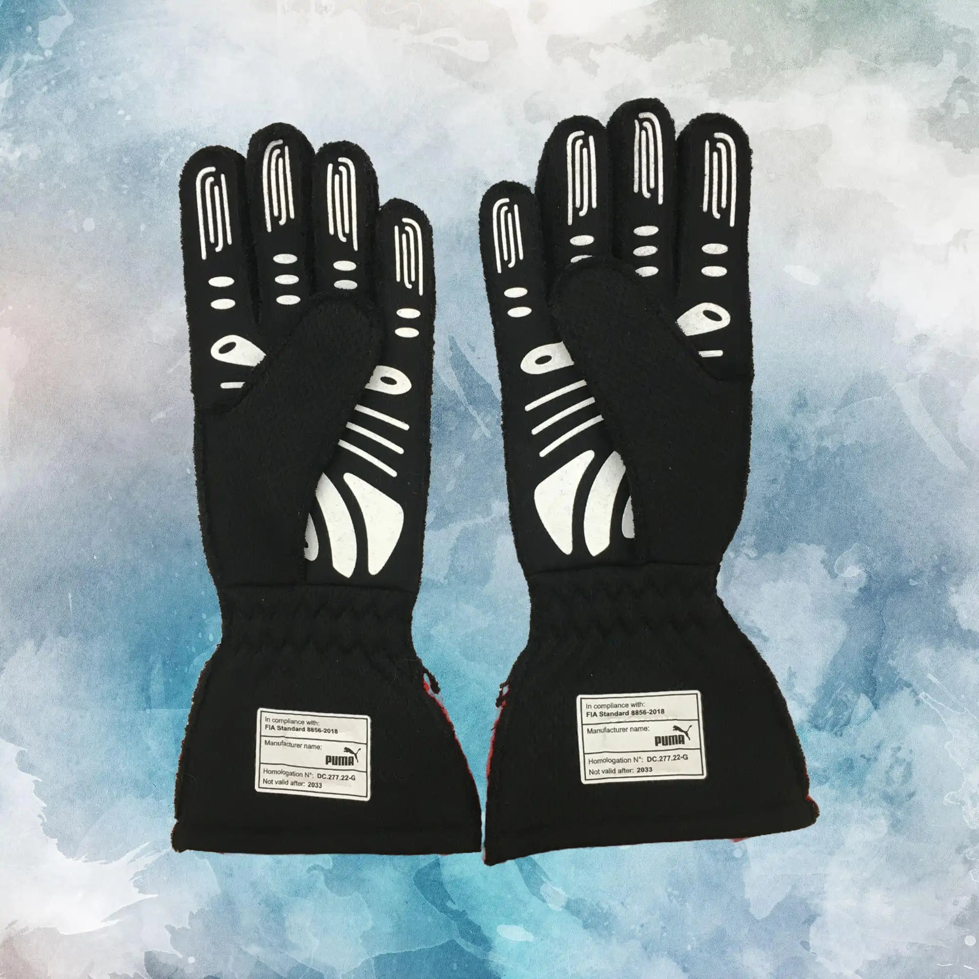 2023 Carlos Sainz Jr. Race Scuderia Ferrari F1 Gloves / Carlos Sainz Jr Replica Race Gloves